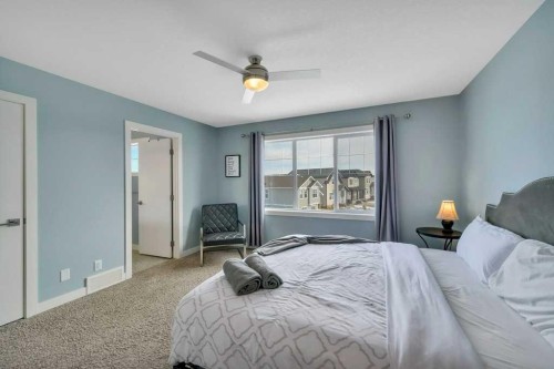 57 Hampton Crescent, Sylvan Lake, AB - Indoor Photo Showing Bedroom