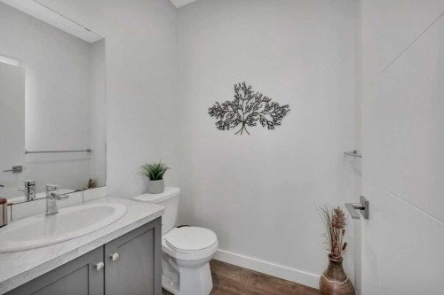 57 Hampton Crescent, Sylvan Lake, AB - Indoor Photo Showing Bathroom