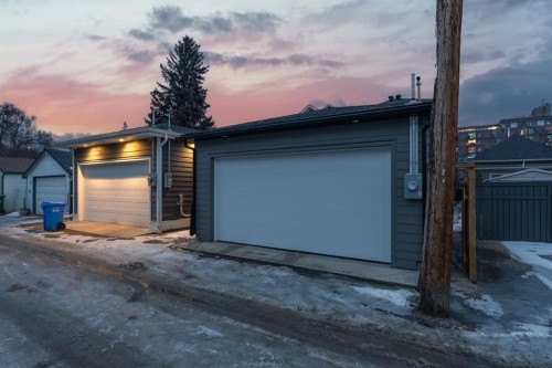 727 15 Street Nw, Calgary, AB - Outdoor