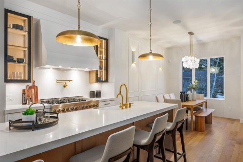 727 15 Street Nw, Calgary, AB - Indoor