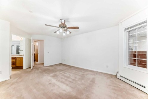 3202 Sienna Park Green Sw, Calgary, AB - Indoor Photo Showing Other Room