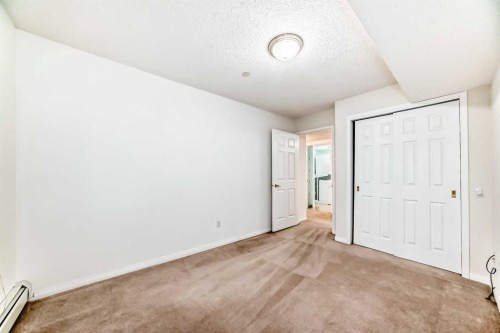 3202 Sienna Park Green Sw, Calgary, AB - Indoor Photo Showing Other Room