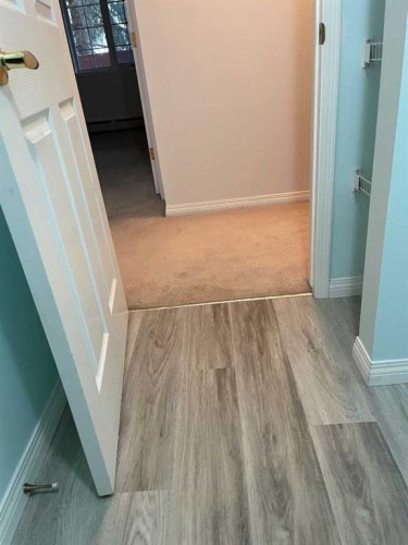 3202 Sienna Park Green Sw, Calgary, AB - Indoor Photo Showing Other Room