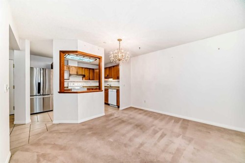 3202 Sienna Park Green Sw, Calgary, AB - Indoor Photo Showing Kitchen