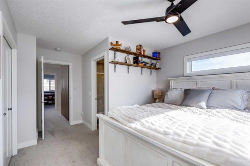 140 Tuscany Summit Square Nw, Calgary, AB - Indoor Photo Showing Bedroom