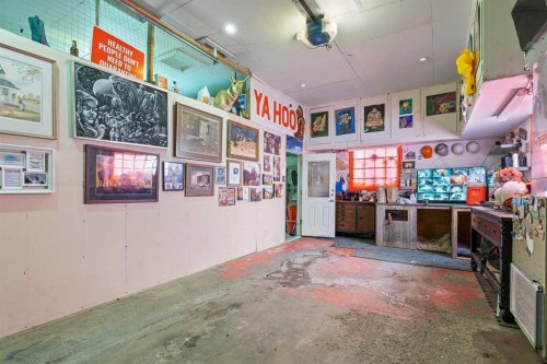 1509 38 Street Se, Calgary, AB - Indoor Photo Showing Other Room