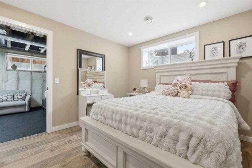 376 Fireside Way, Cochrane, AB - Indoor Photo Showing Bedroom