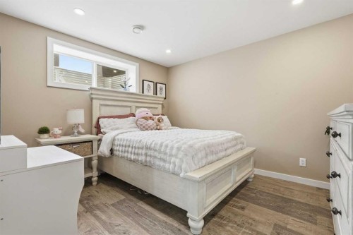 376 Fireside Way, Cochrane, AB - Indoor Photo Showing Bedroom