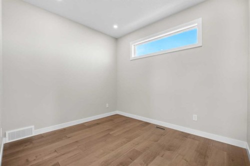 151 Dawson Wharf Mount, Chestermere, AB - Indoor Photo Showing Other Room