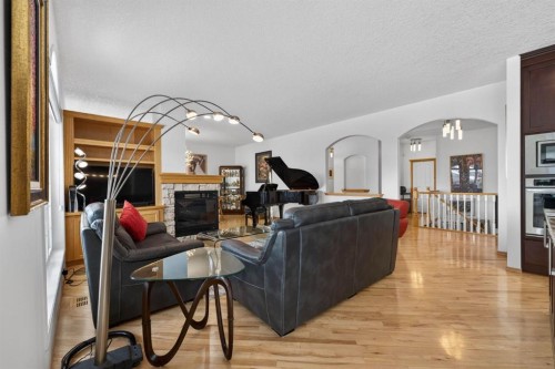 154 Sienna Ridge Landing Sw, Calgary, AB - Indoor With Fireplace