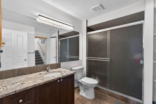 154 Sienna Ridge Landing Sw, Calgary, AB - Indoor Photo Showing Bathroom