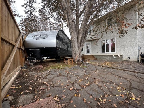 29 Sundown Way Se, Calgary, AB 