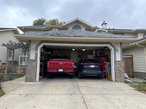 29 Sundown Way Se, Calgary, AB 