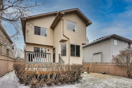 39 Douglasview Road Se, Calgary, AB - Outdoor