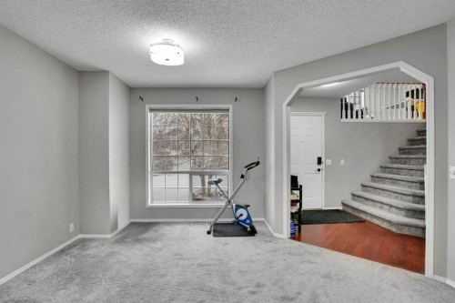 39 Douglasview Road Se, Calgary, AB - Indoor Photo Showing Other Room