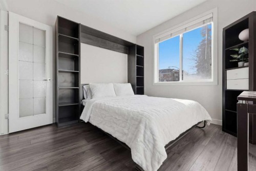 206-910 18 Avenue Sw, Calgary, AB - Indoor Photo Showing Bedroom