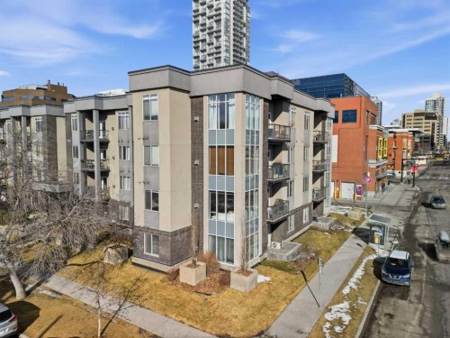 206-910 18 Avenue Sw, Calgary, AB - Outdoor With Balcony