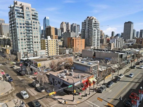 206-910 18 Avenue Sw, Calgary, AB - Outdoor With View