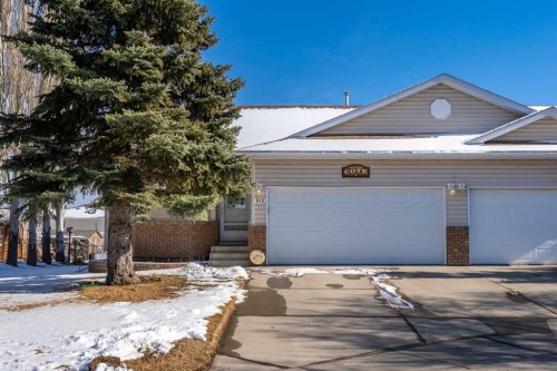 912 Riverside Drive NW High River, AB T1V 1S3