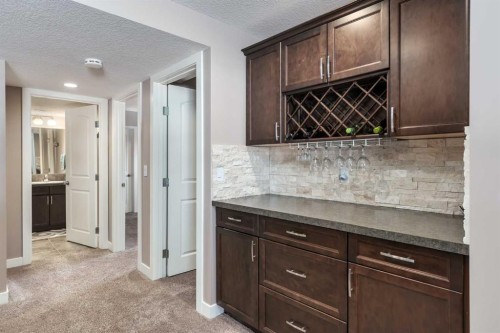 912 Riverside Drive Nw, High River, AB - Indoor Photo Showing Other Room