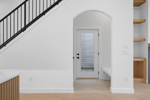 806 23 Avenue Se, Calgary, AB - Indoor Photo Showing Other Room