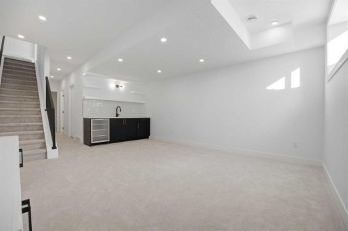 806 23 Avenue Se, Calgary, AB - Indoor Photo Showing Other Room