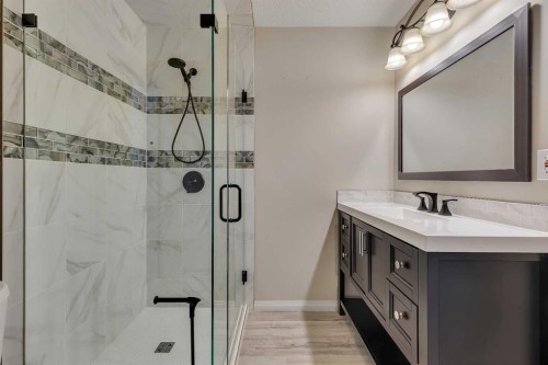 52 Sandstone Ridge Crescent, Okotoks, AB - Indoor Photo Showing Bathroom