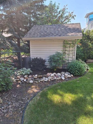 52 Sandstone Ridge Crescent, Okotoks, AB - Outdoor