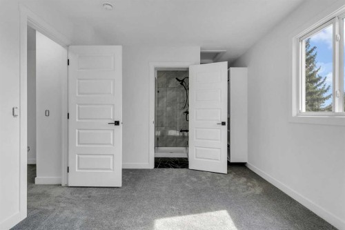 62 Deer Ridge Way Se, Calgary, AB - Indoor Photo Showing Other Room