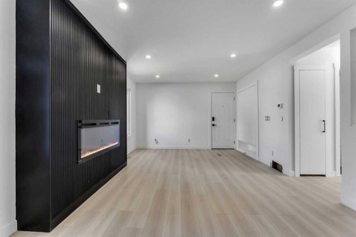 62 Deer Ridge Way Se, Calgary, AB - Indoor Photo Showing Other Room