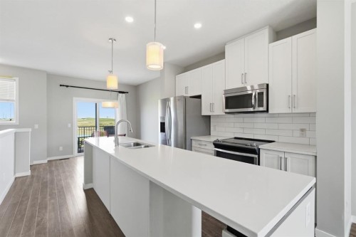 50 Copperstone Common Se, Calgary, AB 