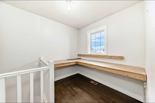 57 Cimarron Meadows Crescent, Okotoks, AB - Indoor Photo Showing Other Room