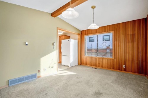 47 Montrose Crescent Ne, Calgary, AB - Indoor Photo Showing Other Room