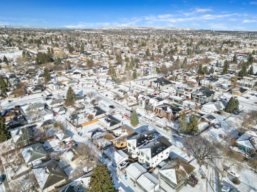 47 Montrose Crescent Ne, Calgary, AB - Outdoor With View