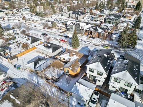 47 Montrose Crescent Ne, Calgary, AB - Outdoor With View