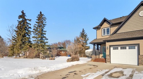 2314 19 Avenue, Bowden, AB - Outdoor