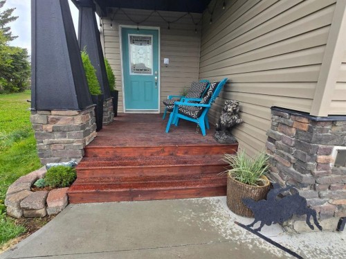 2314 19 Avenue, Bowden, AB - Outdoor With Exterior