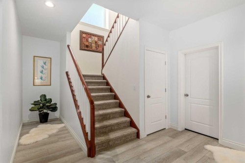 33 Ridge Pointe Drive, Heritage Pointe, AB - Indoor Photo Showing Other Room