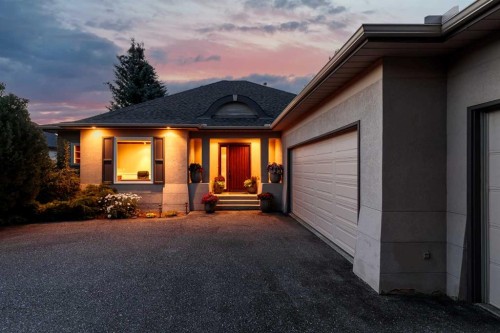 33 Ridge Pointe Drive, Heritage Pointe, AB - Outdoor