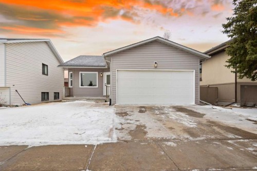 2031 24 Avenue Ne, Calgary, AB - Outdoor