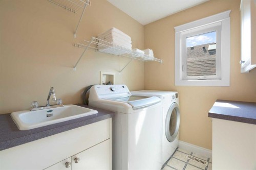1914 Broadview Road Nw, Calgary, AB - Indoor Photo Showing Laundry Room