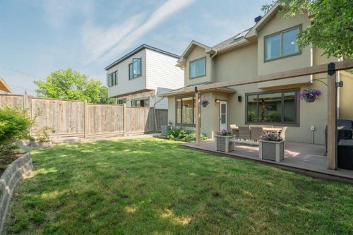1914 Broadview Road Nw, Calgary, AB - Outdoor