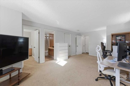 165 Macewan Glen Drive Nw, Calgary, AB - Indoor Photo Showing Office