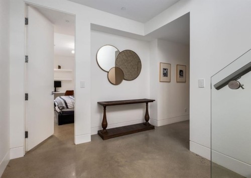 106 Pumpridge Place Sw, Calgary, AB - Indoor Photo Showing Other Room