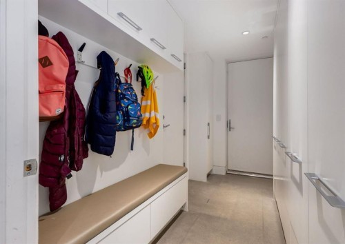 106 Pumpridge Place Sw, Calgary, AB - Indoor