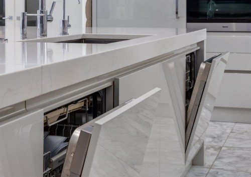 106 Pumpridge Place Sw, Calgary, AB - Indoor Photo Showing Kitchen