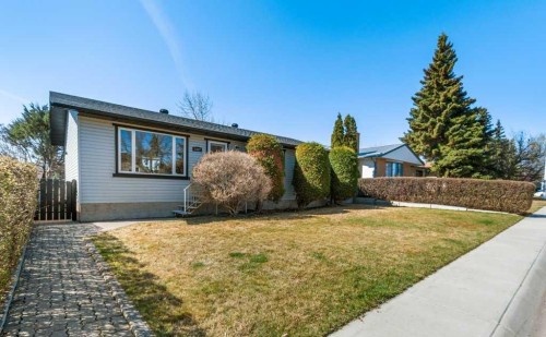 1417 Mccrimmon Drive  Carstairs, AB T0M 0N0