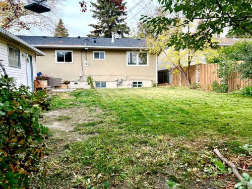 5219 Valiant Drive Nw, Calgary, AB - Outdoor