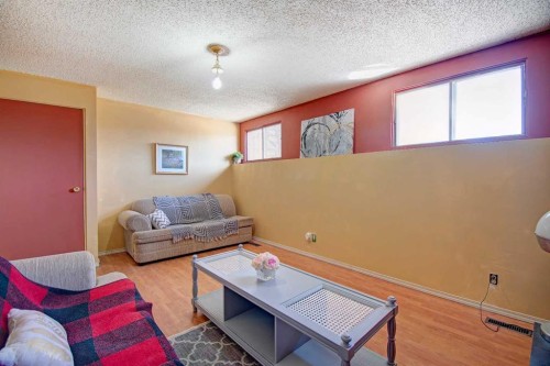 6307 Thornaby Way Nw, Calgary, AB - Indoor Photo Showing Living Room