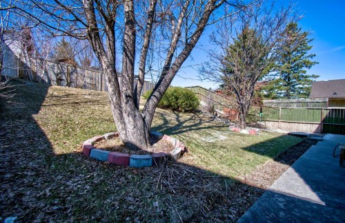 6307 Thornaby Way Nw, Calgary, AB - Outdoor